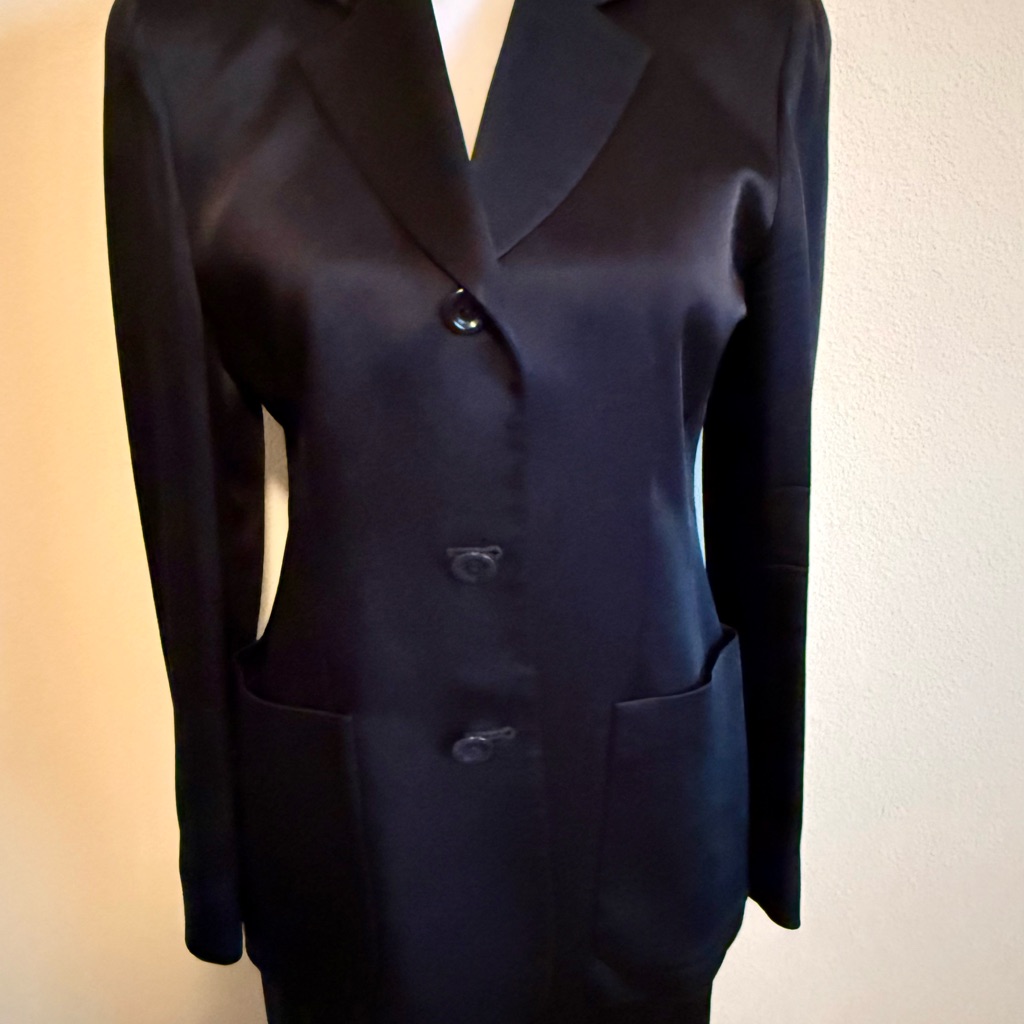 Emanuel Ungaro Classic Black Satin Blazer And Skirt Suit